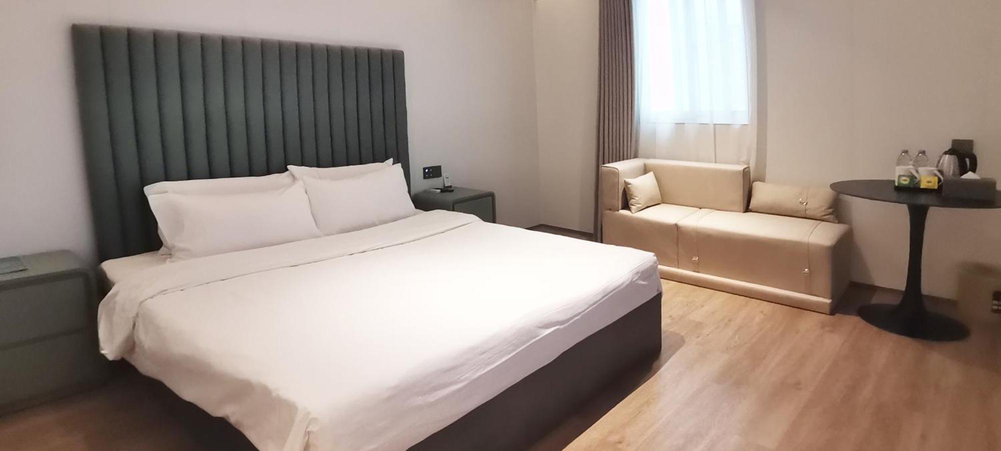 Shanghai Ange Hotel - Next To Longyang Road Subway Station, Near New Internatonal Expo Center Exterior photo